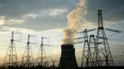 Fukuşima’da radyasyonlu suya maruz kalan 2 işçi hastanelik oldu