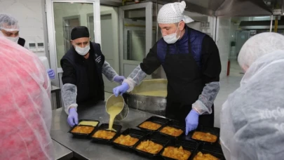 Küçükçekmece Belediyesi, aşevinin kapılarını üniversite öğrencilerine açtı