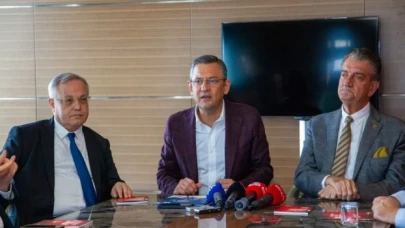 Özgür Özel: “CHP’nin laiklik konusundaki çekingen tutumu kabul edilemez”