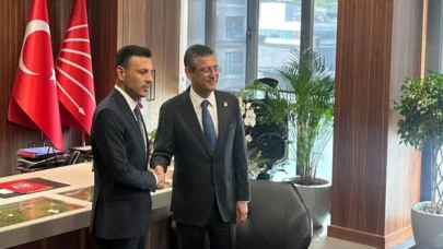 Özgür Özel'den CHP'nin yeni İstanbul İl Başkanı Çelik'e ziyaret