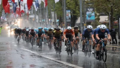 Yağmur altında Tour of İstanbul! Kazanan İstanbul oldu