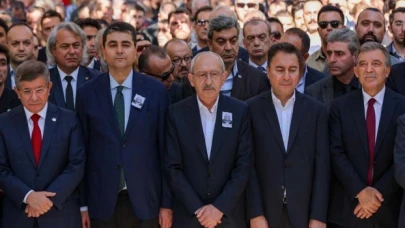 Ali Babacan'ın babası Hilmi Babacan'ın cenazesi toprağa verildi