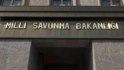 'Askeri okulda teğmen Atatürk fotoğrafını yırtıp attı' iddiası: MSB'den açıklama geldi!