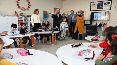 Başkan Pekyatırmacı minik öğrencilerin davetine kayıtsız kalmadı