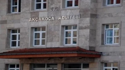 Düzce’de adliye çıkışı kaçmaya çalıştı.. Ayağından vuruldu!