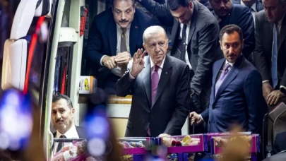 Erdoğan Rize'de: Ev ev dolaşarak ilçelerimizi de partimize kazandırmanızı istiyorum