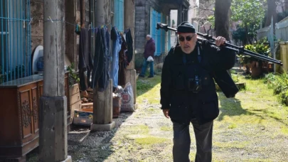 Ersin Alok anısına "Adalar Foto Belge Yürüyüşü"