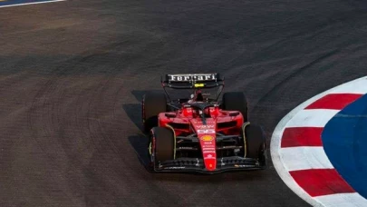 F1'de Carlos Sainz'a 10 sıra geriden başlama cezası