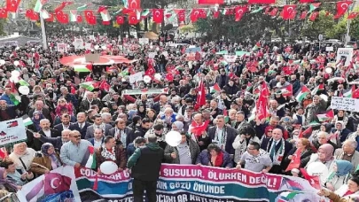 Gölcük’te binlerce kişi filistin için yürüdü
