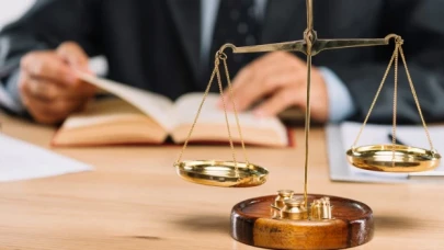 Hukuk mezunları öncelikle hukuk mesleklerine giriş sınavına girecek