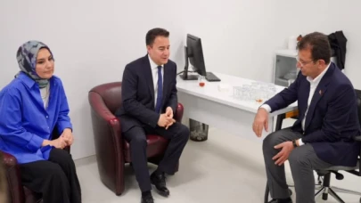 İmamoğlu'ndan babasını kaybeden Babacan'a taziye ziyareti