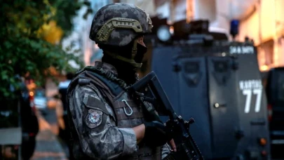 İstanbul'da uluslararası suç örgütü çökertildi: 37 gözaltı