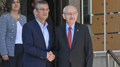 Özgür Özel, devir teslim töreni öncesi Kılıçdaroğlu'nu evinde ziyaret etti