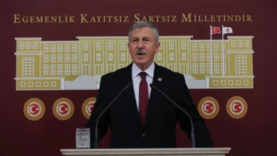 Selçuk Özdağ, iktidara Cumhurbaşkanlığı hükümet sistemi gücünün sınırını çizdi