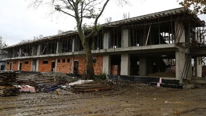 Başiskele Yakup Altun Stadı yenileniyor