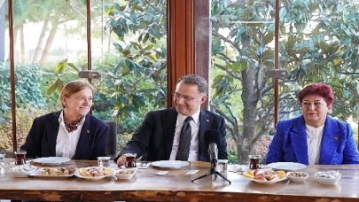 Başkan Çalık kadın girişimcilerle buluştu