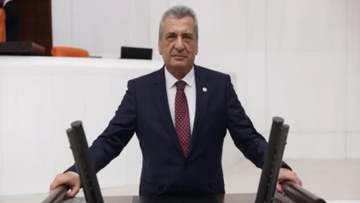 CHP’li Öztürkmen, kamu bankalarının kredi musluklarını açtığı iş insanlarını Meclis gündemine taşıdı