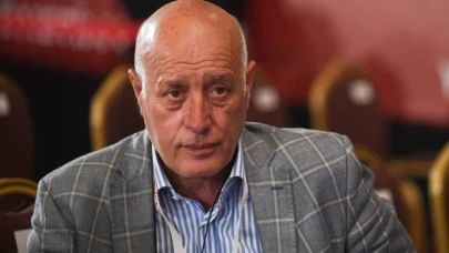 İstanbulspor Başkanı Sarıalioğlu: Ceza gelmiş küme düşmüşüz sorun değil