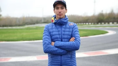 Milli motosikletçi Toprak Razgatlıoğlu: BMW ile ilk teste çıktım, çok olumlu geçti