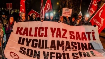 TİP'ten 'karanlığa uyananlar' eylemi: Enerji Bakanlığı'na yürüdüler