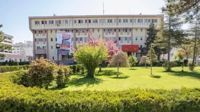 Valilik'ten dikkat çeken açıklama: Gösteri yürüyüşü ve açık hava toplantıları yasaklandı