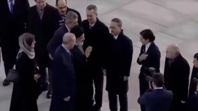 İran Cumhurbaşkanı Reisi, Hafize Gaye Erkan'ın elini sıkmadı