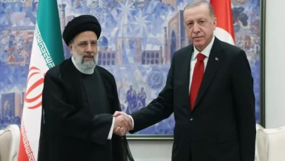 İran Cumhurbaşkanı Reisi'nin Türkiye ziyareti ertelendi