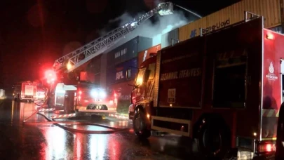 İstanbul'da film platosunda yangın