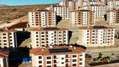 Kahramanmaraş’ta TOKİ konutlarına ’sur’ benzetmesi!