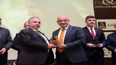Kayseri Talas’a 5 yılda 100 ödül
