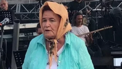 Selda Bağcan'ın konser provası kıyafeti gündem oldu