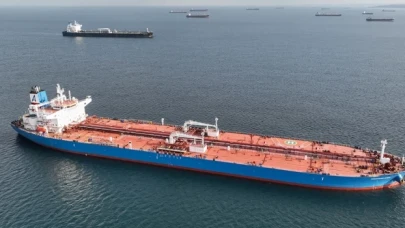 Tüpraş: 140 bin ton ham petrol taşıyan gemi ile iletişim kesildi