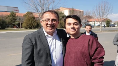 AK Parti Nevşehir Belediye Başkan Adayı Dr. Mehmet Savran, 15 Temmuz Mahallesi’nde esnaf ziyaretleri gerçekleştirdi