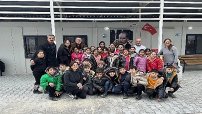 Akut Vakfı’nın Hatay’daki okullarında dayanışma sürüyor