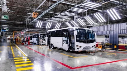 Anadolu Isuzu midibüs ihracatında 20. kez şampiyon