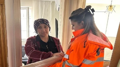 Antalya Büyükşehir’den selzedelere eşya yardımı