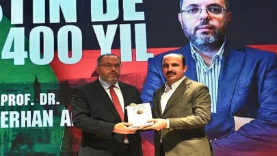 Başkan Altay, Prof. Dr. Afyoncu’nun “Filistin’de 400 Sene” Konulu Konferansına Katıldı