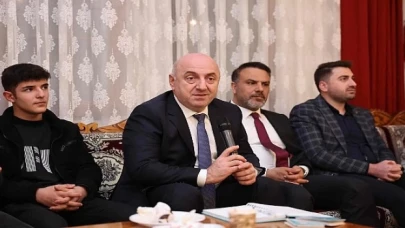 Başkan Bıyık, gençleri dinledi