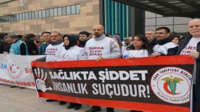 Bursa’da sağlık çalışanları ’artık usandık’ dedi