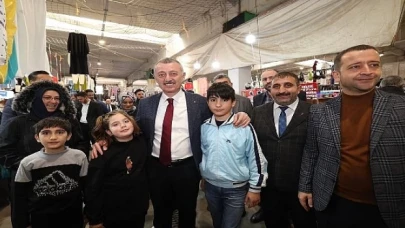 Büyükakın ve Tutuş’a İzmit’te yoğun ilgi