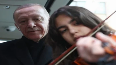 Denizli’de Çanakkale türküsünü söyledi