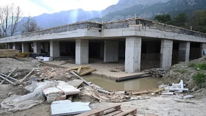 Göynük kapalı pazar yerinde çalışmalar sürüyor