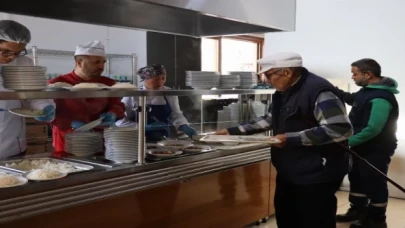 İzmit’te Kent Lokantası hizmete başladı