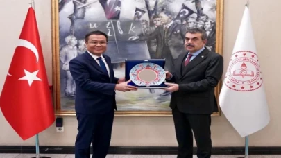 Kamboçya Büyükelçisi’nden MEB’e ziyaret