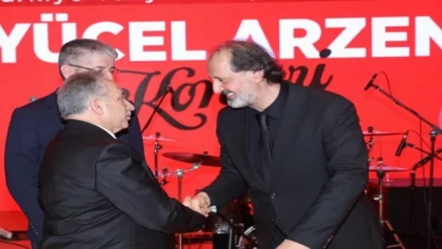 Kayseri Talas’ta Yücel Arzen rüzgarı sürüyor