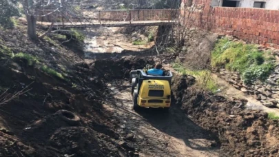 Manisa MASKİ’den Alaşehir’de dere temizliği