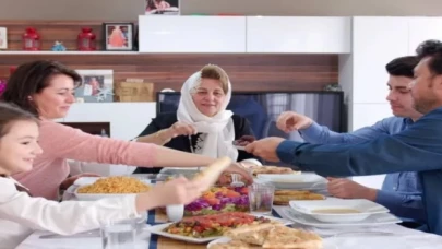 Sağlık uzmanları Ramazan’a karşı uyardı... Doğal detoksla zorlanmayın!