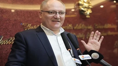 Sivas Belediye Başkanı Hilmi Bilgin sektör buluşmaları kapsamında Özel Halk Otobüs İşletmecileri ile bir araya gelerek istişarelerde bulundu