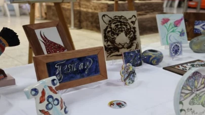 Yeşilay’ın atölye eserleri Yenikapı’da görücüye açıldı