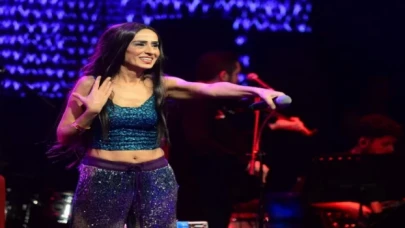 Yıldız Tilbe’den Bursa’da İskender keyfi